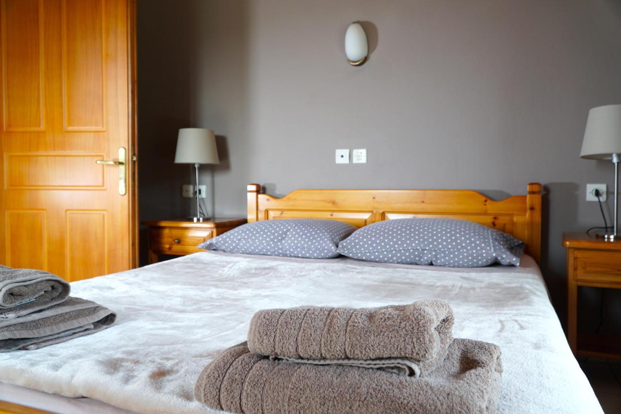 Hotel Defkalion Alli Meria Buitenkant foto