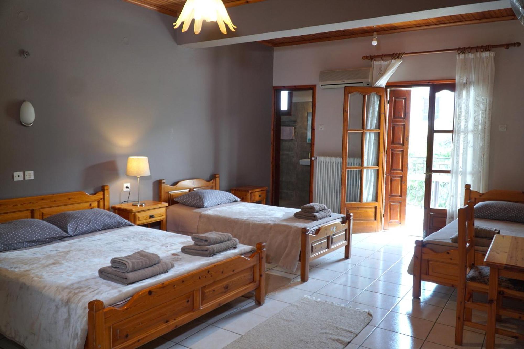 Hotel Defkalion Alli Meria Buitenkant foto