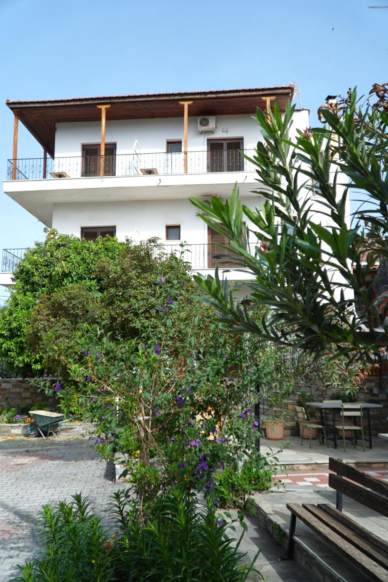 Hotel Defkalion Alli Meria Buitenkant foto